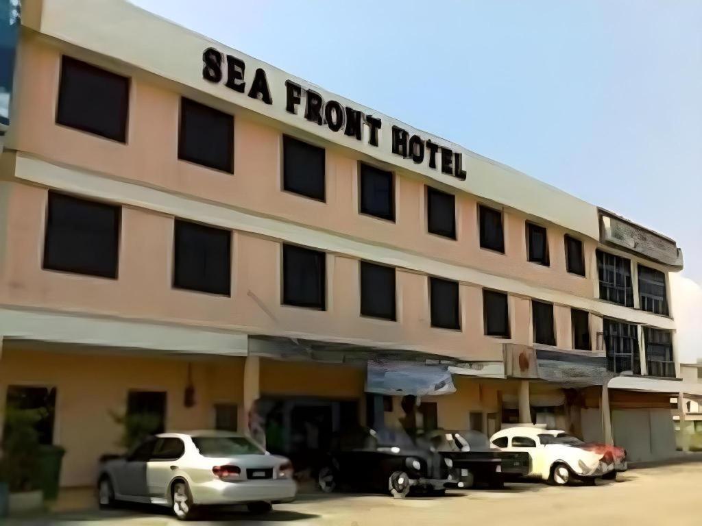 Sea Front Hotel Port Dickson Buitenkant foto