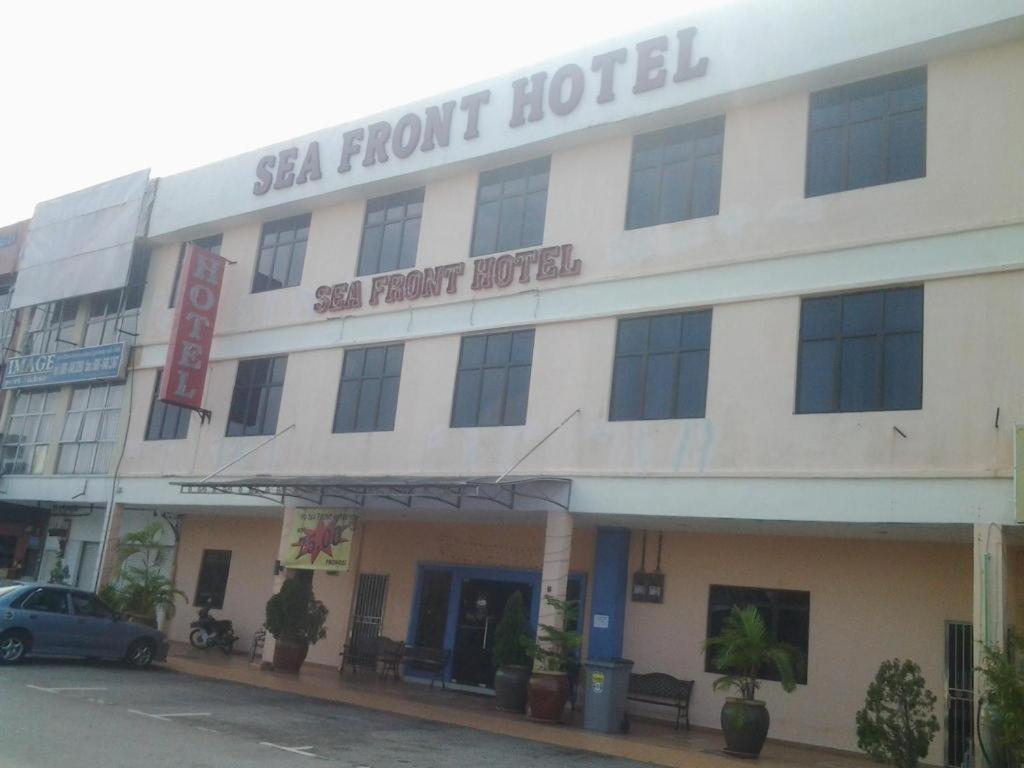 Sea Front Hotel Port Dickson Buitenkant foto